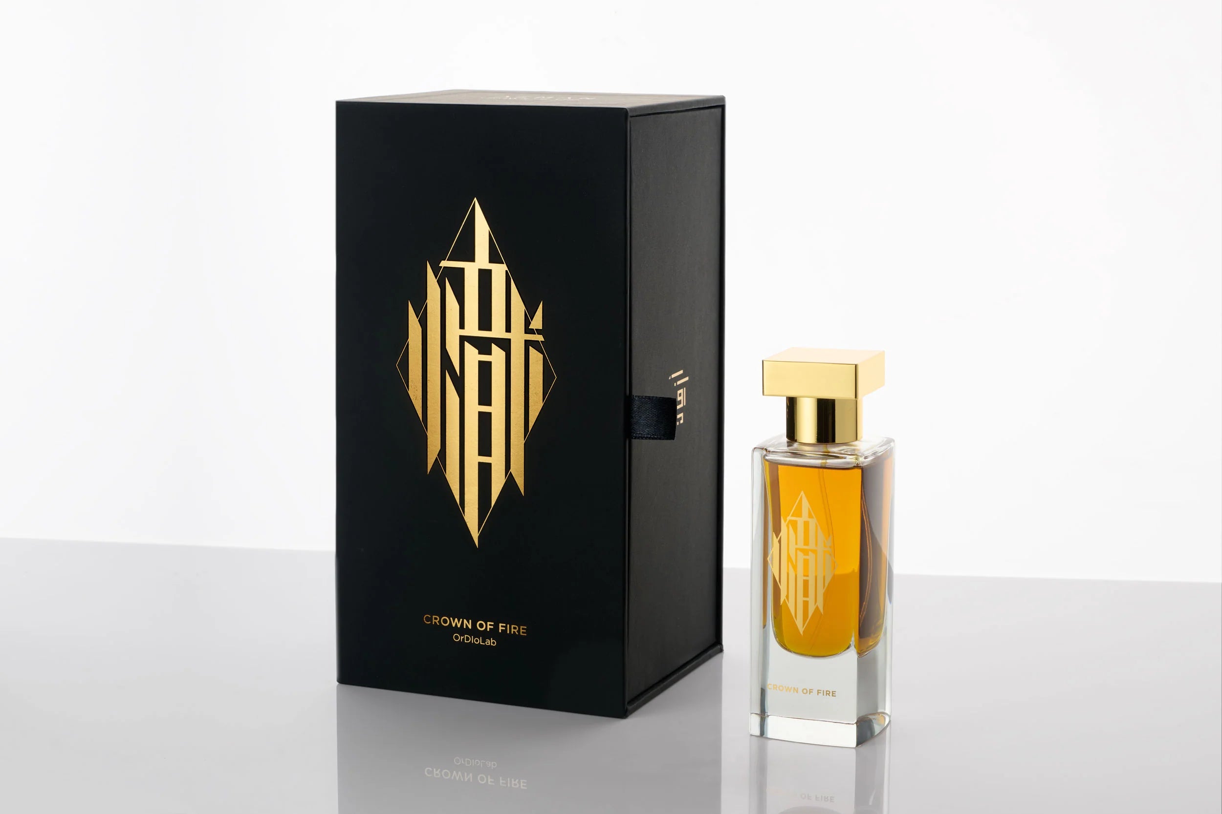 CROWN OF FIRE EXTRAIT DE PARFUM