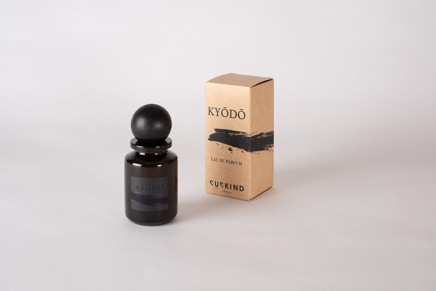 Kyodo Eau de Parfum by Süskind - special edition gourmand amber niche perfume bottle