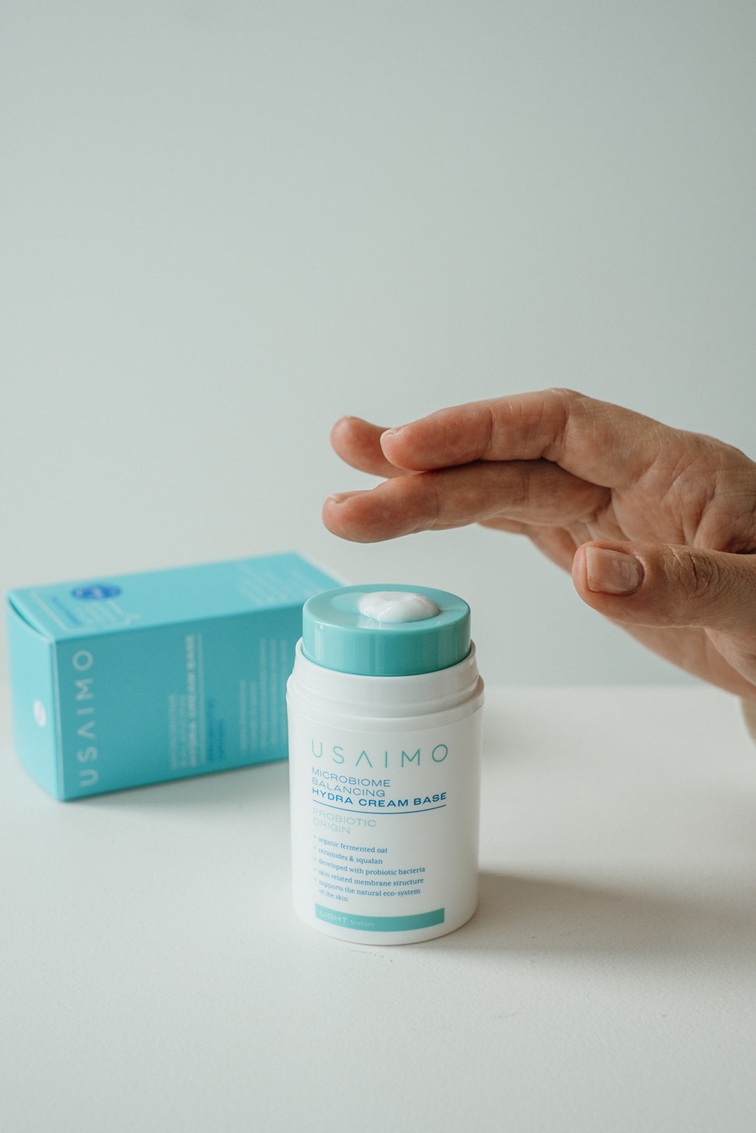 MICROBIOME BALANCING HYDRA CREAM BASE „Creamy Texture“